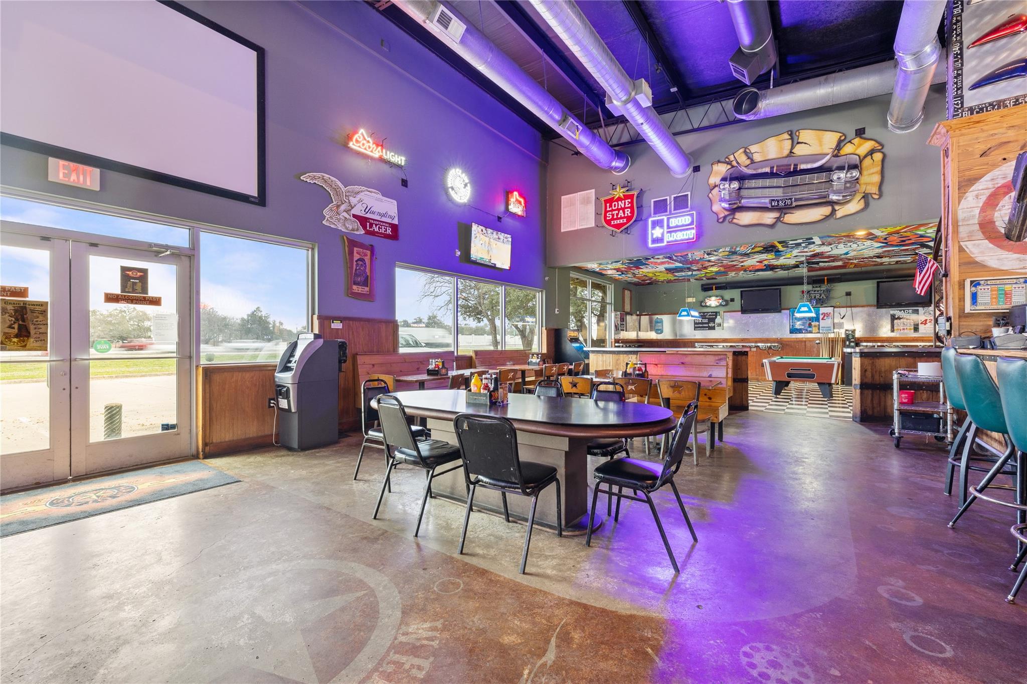 1515 N IH 35