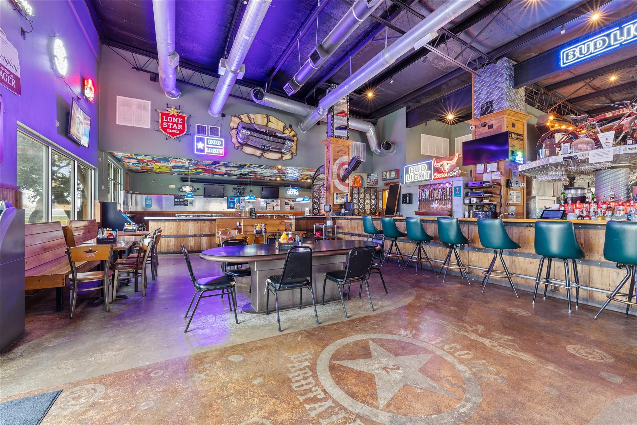 1515 N IH 35