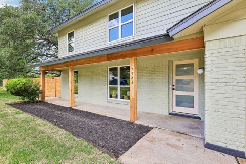 Tiny photo for 7523 Glenhill RD, Austin, TX 78752 (MLS # 7783642)