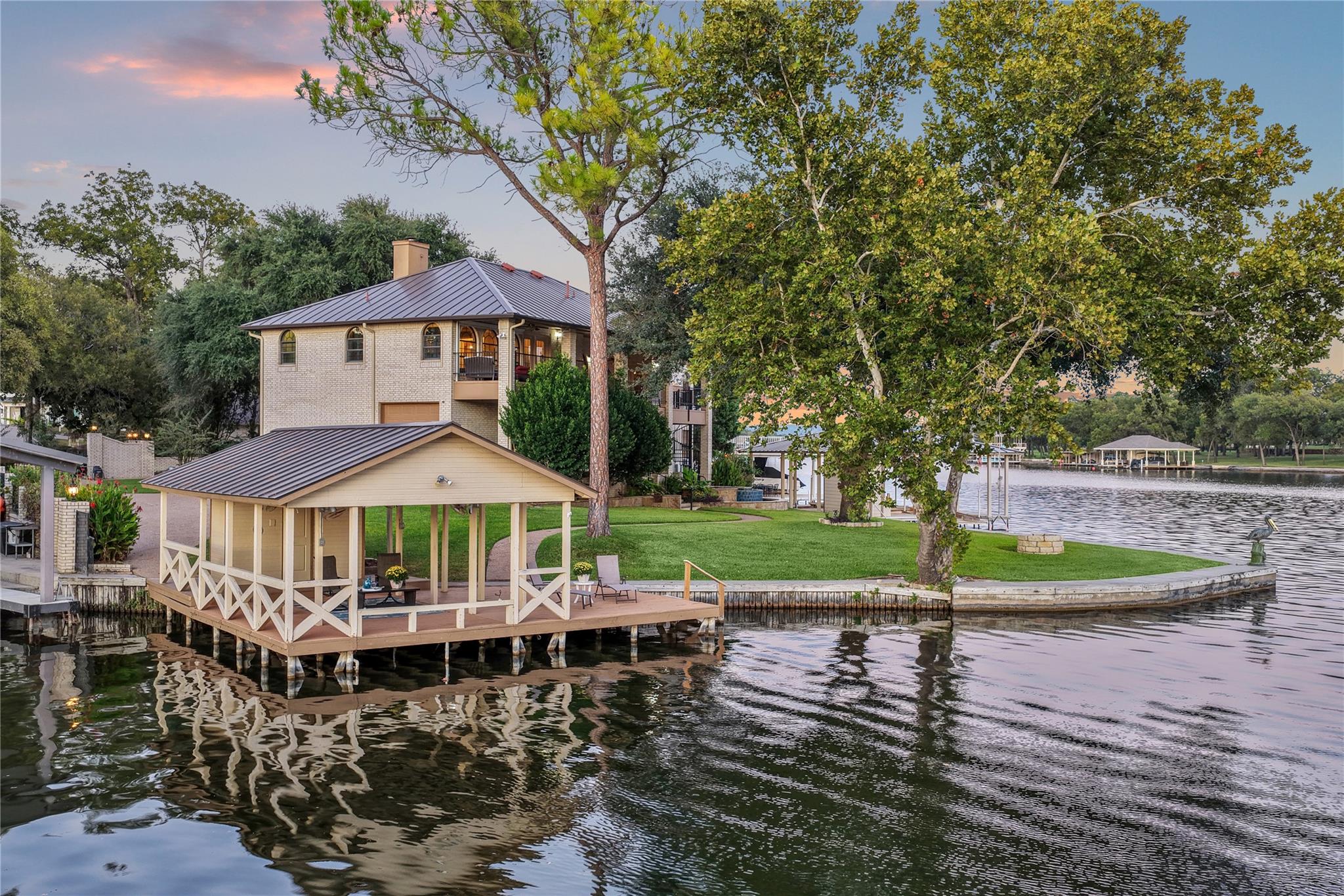 2240 Fred Woods DR