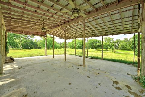 A home in Smithville