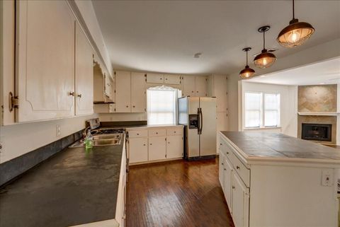 Tiny photo for 1105 E 3rd ST, Austin, TX 78702 (MLS # 7444062)