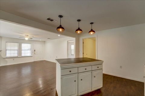 Tiny photo for 1105 E 3rd ST, Austin, TX 78702 (MLS # 7444062)