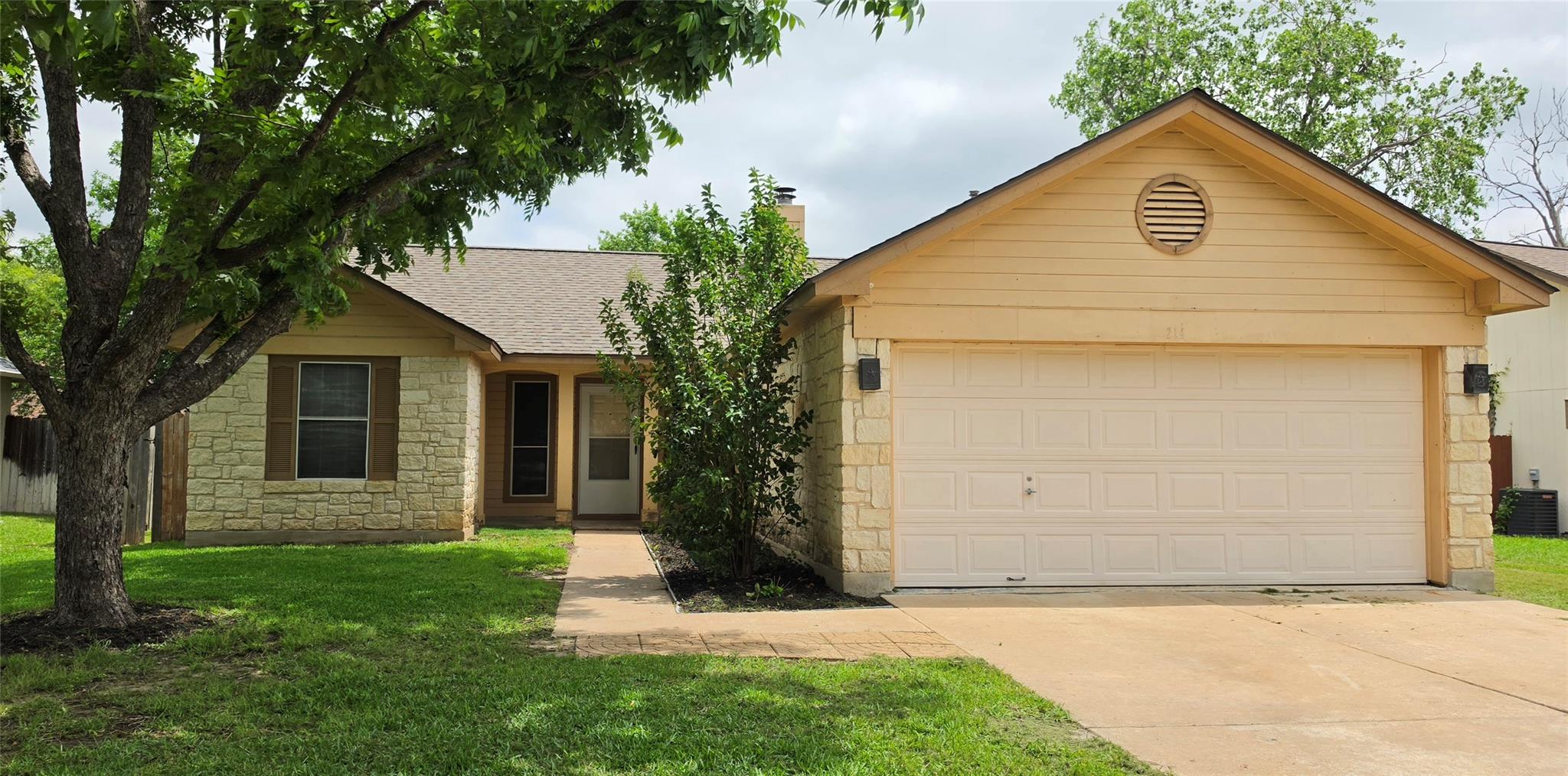 214 Juniper DR