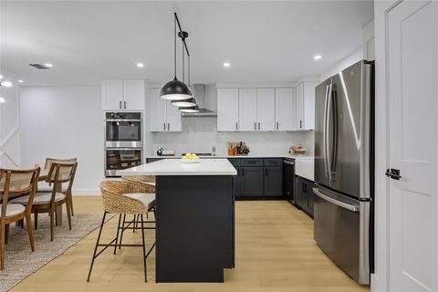 Tiny photo for 813 Cardiff DR, Austin, TX 78745 (MLS # 2968706)