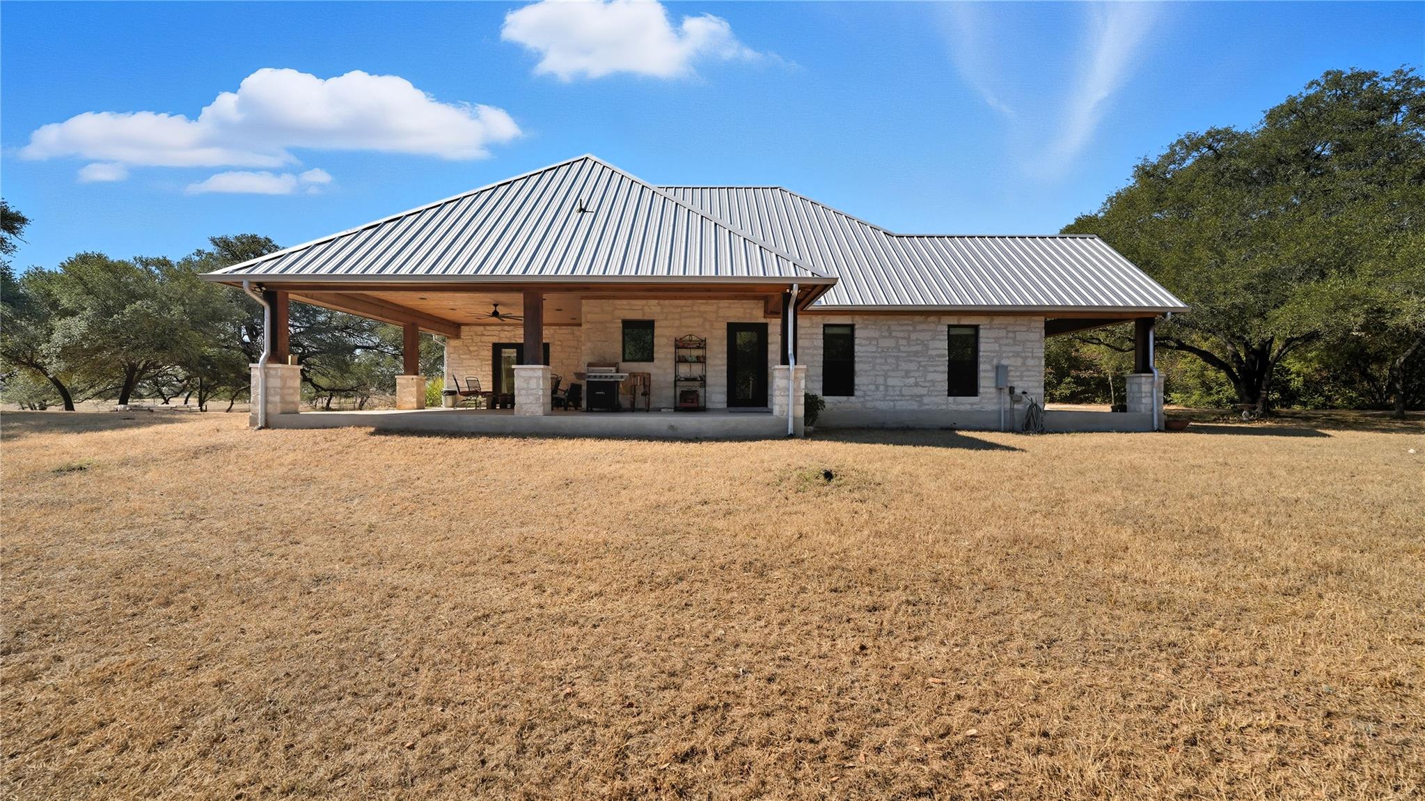 2656 River Bend RD