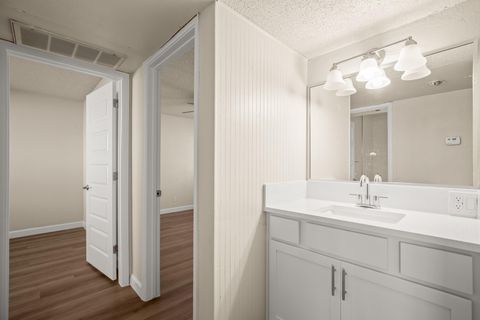 Tiny photo for 2408 Longview ST #112, Austin, TX 78705 (MLS # 7847525)