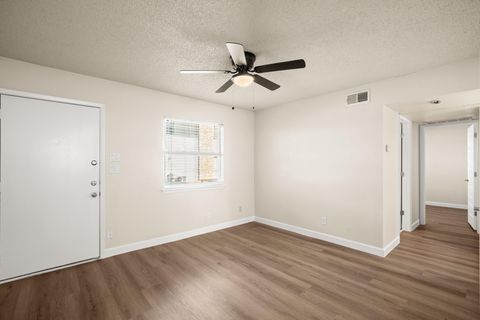Tiny photo for 2408 Longview ST #112, Austin, TX 78705 (MLS # 7847525)