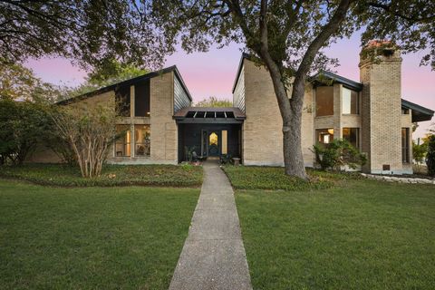 6302 Cypress CRK Windcrest TX 78239