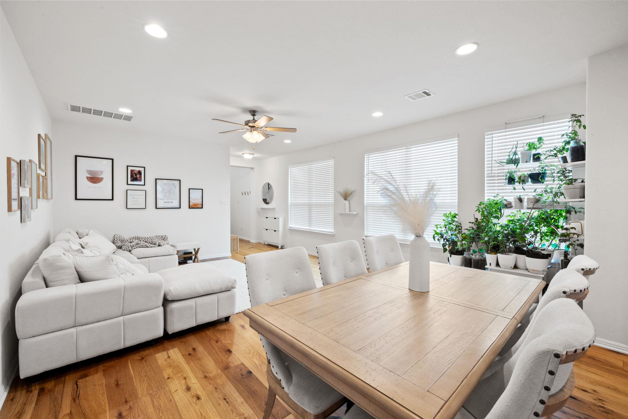 12102 Tolson DR