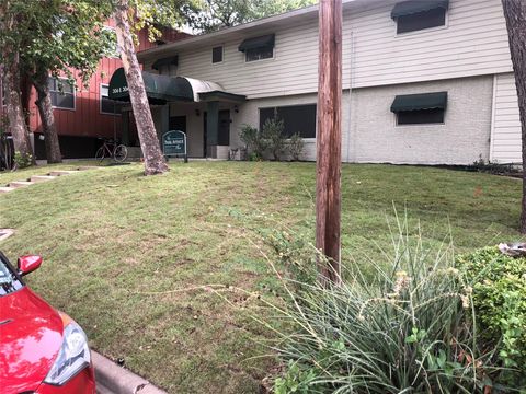 306 E 30th ST 205 Austin TX 78705
