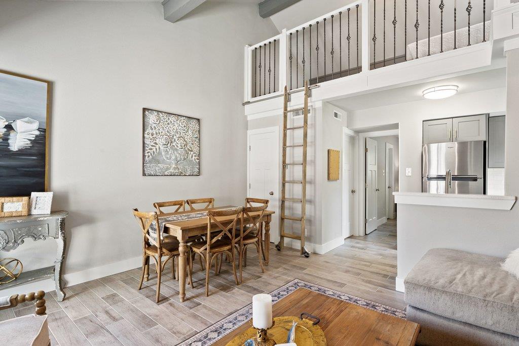 103 Island DR 1