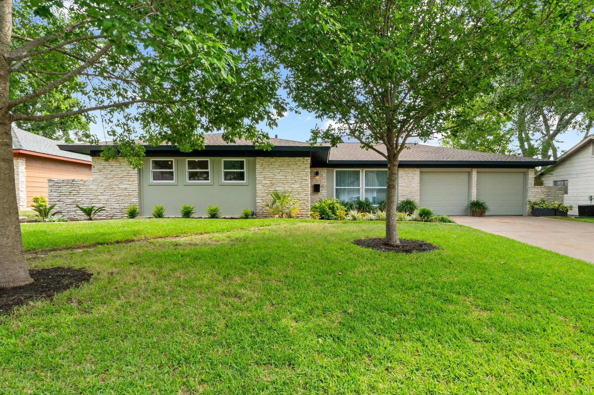 1909 Belford DR
