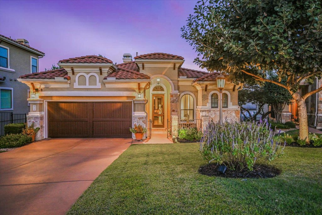 Photo for 418 Indianwood DR, Austin, TX 78738 (MLS # 4858993)