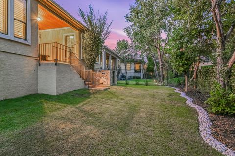Tiny photo for 418 Indianwood DR, Austin, TX 78738 (MLS # 4858993)