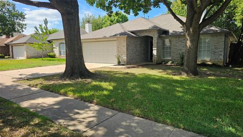 Photo of 2320 Sycamore TRL, Round Rock, TX 78664 (MLS # 1974382)