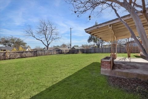 Tiny photo for 11515 Oak TRL, Austin, TX 78753 (MLS # 6610237)