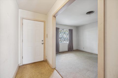 Tiny photo for 11515 Oak TRL, Austin, TX 78753 (MLS # 6610237)