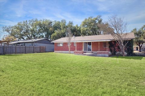 Tiny photo for 11515 Oak TRL, Austin, TX 78753 (MLS # 6610237)