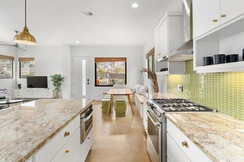 Photo of 3311 Pennsylvania Ave #A, Austin, TX 78721 (MLS # 3016371)