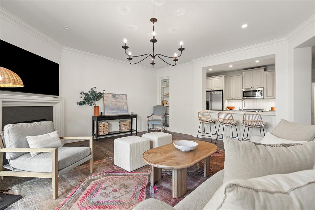 2226 Westlake DR 1-1