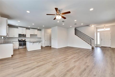 Tiny photo for 11109 Sentinel DR, Austin, TX 78747 (MLS # 1800507)