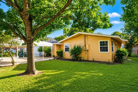 Photo of 1508 S Walnut ST, Georgetown, TX 78626 (MLS # 9066430)