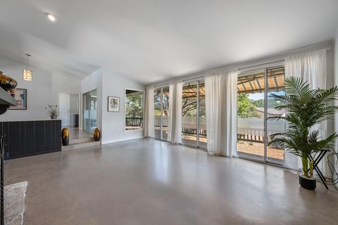 Tiny photo for 701 Dragon, Lakeway, TX 78734 (MLS # 4845898)