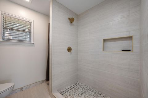 Tiny photo for 701 Dragon, Lakeway, TX 78734 (MLS # 4845898)