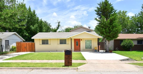 Photo of 6027 Bluebell CIR, Austin, TX 78741 (MLS # 6628439)