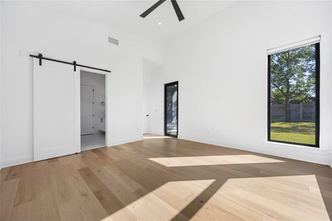 Tiny photo for 2905 Westhill DR, Austin, TX 78704 (MLS # 2196210)