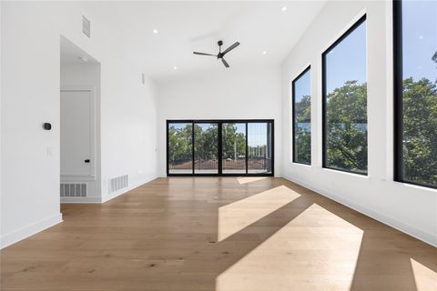 Tiny photo for 2905 Westhill DR, Austin, TX 78704 (MLS # 2196210)