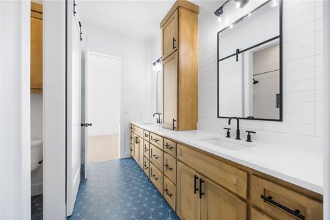 Tiny photo for 2905 Westhill DR, Austin, TX 78704 (MLS # 2196210)