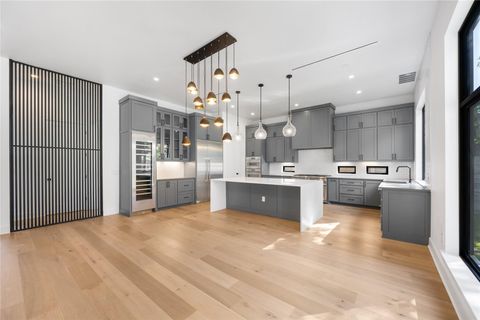 Tiny photo for 2905 Westhill DR, Austin, TX 78704 (MLS # 2196210)