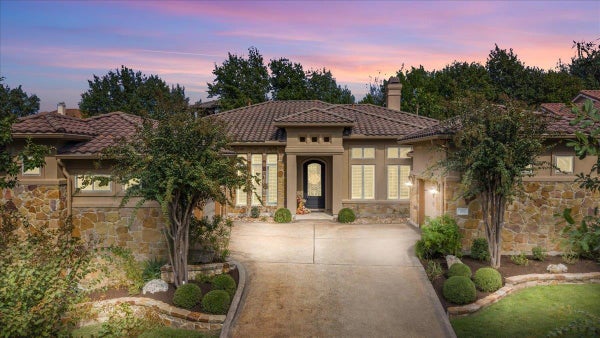 206 JACK NICKLAUS DR, AUSTIN, TX 78738 - Image 98d68a0253aa57b9d2ceb90cf7d20c85/1089914757