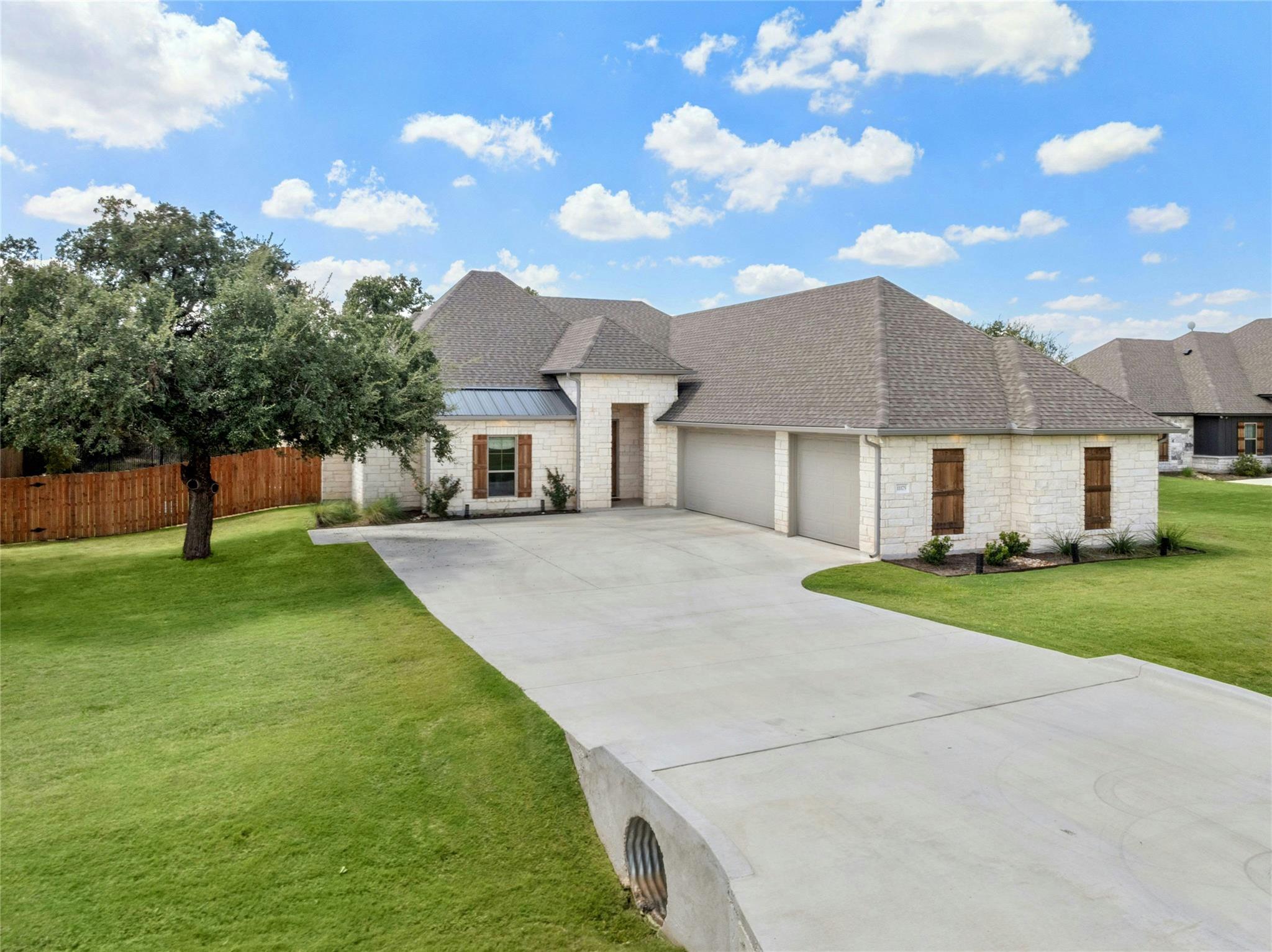 11175 Golden Eagle Ave