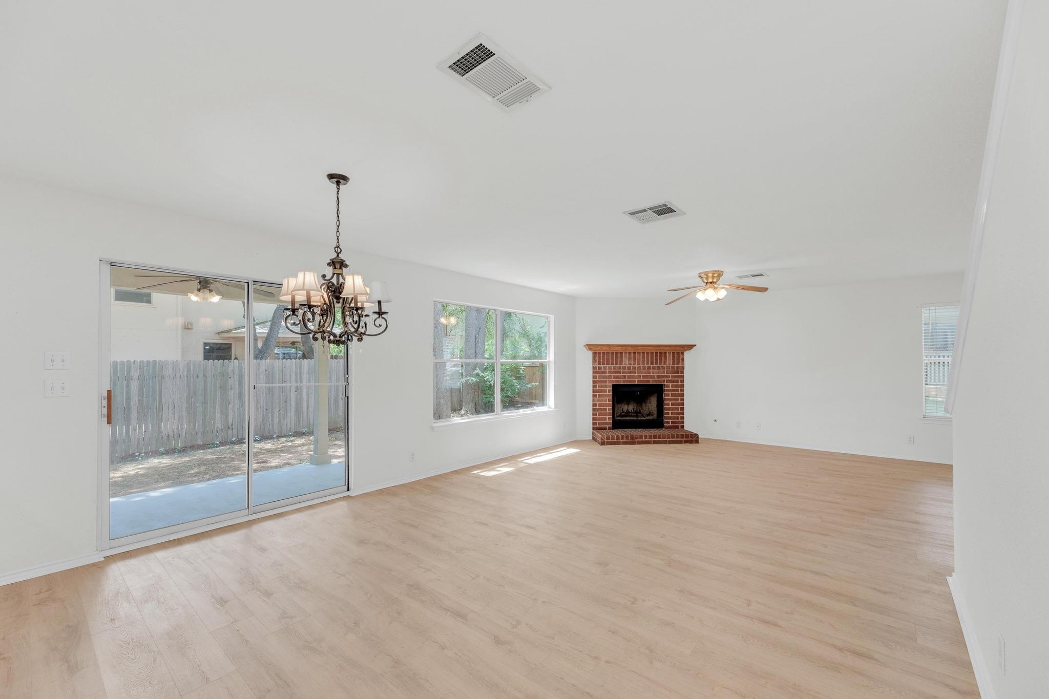 104 PRESIDIO DR
