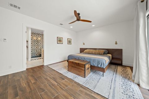 Tiny photo for 811 Rutherford PL, Austin, TX 78704 (MLS # 5602045)
