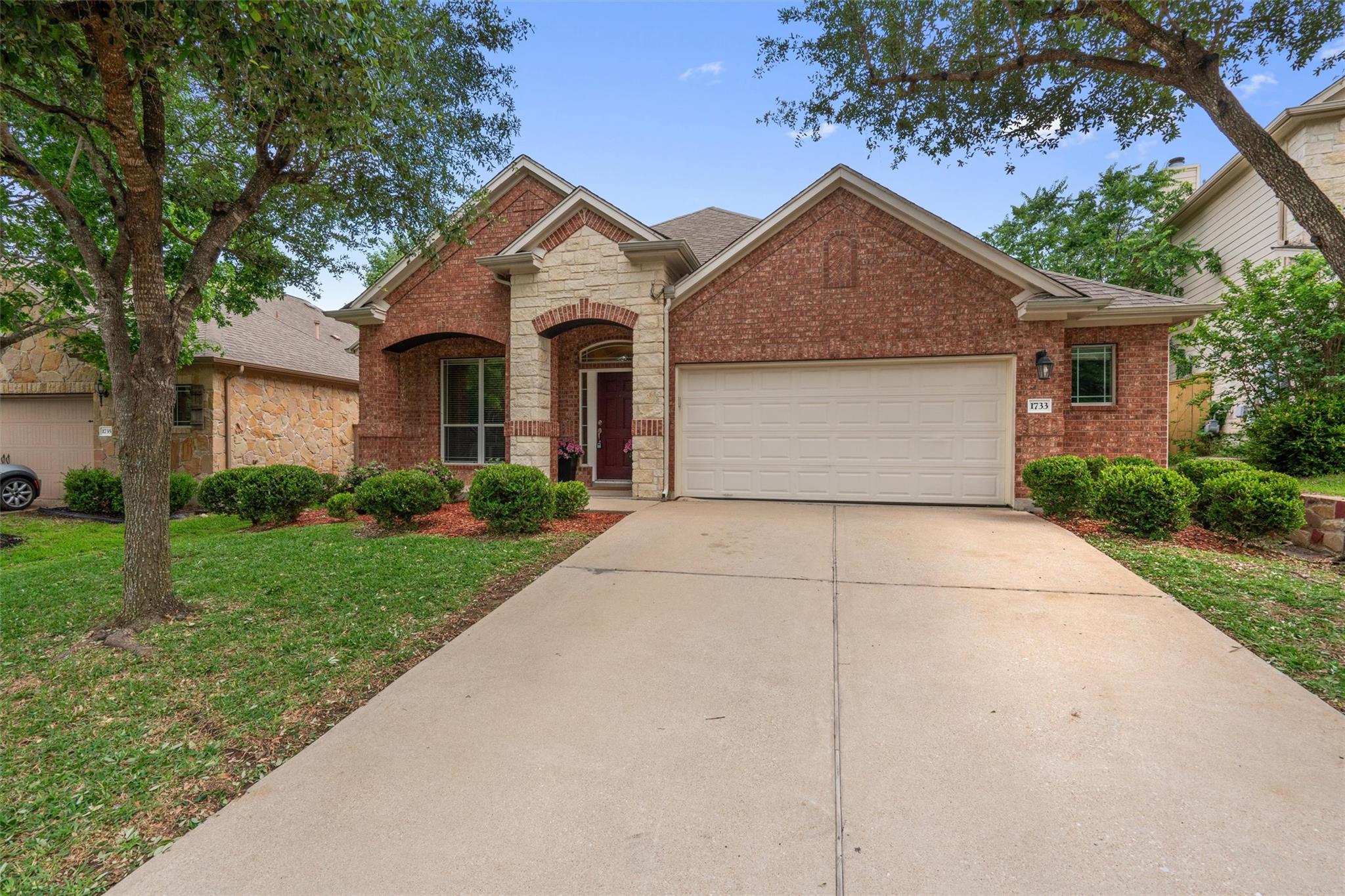 1733 Westmeadow TRL