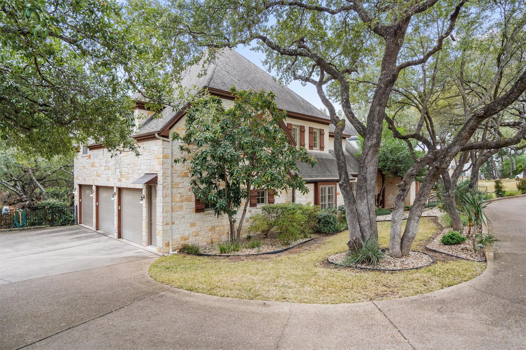 4403 Elohi DR