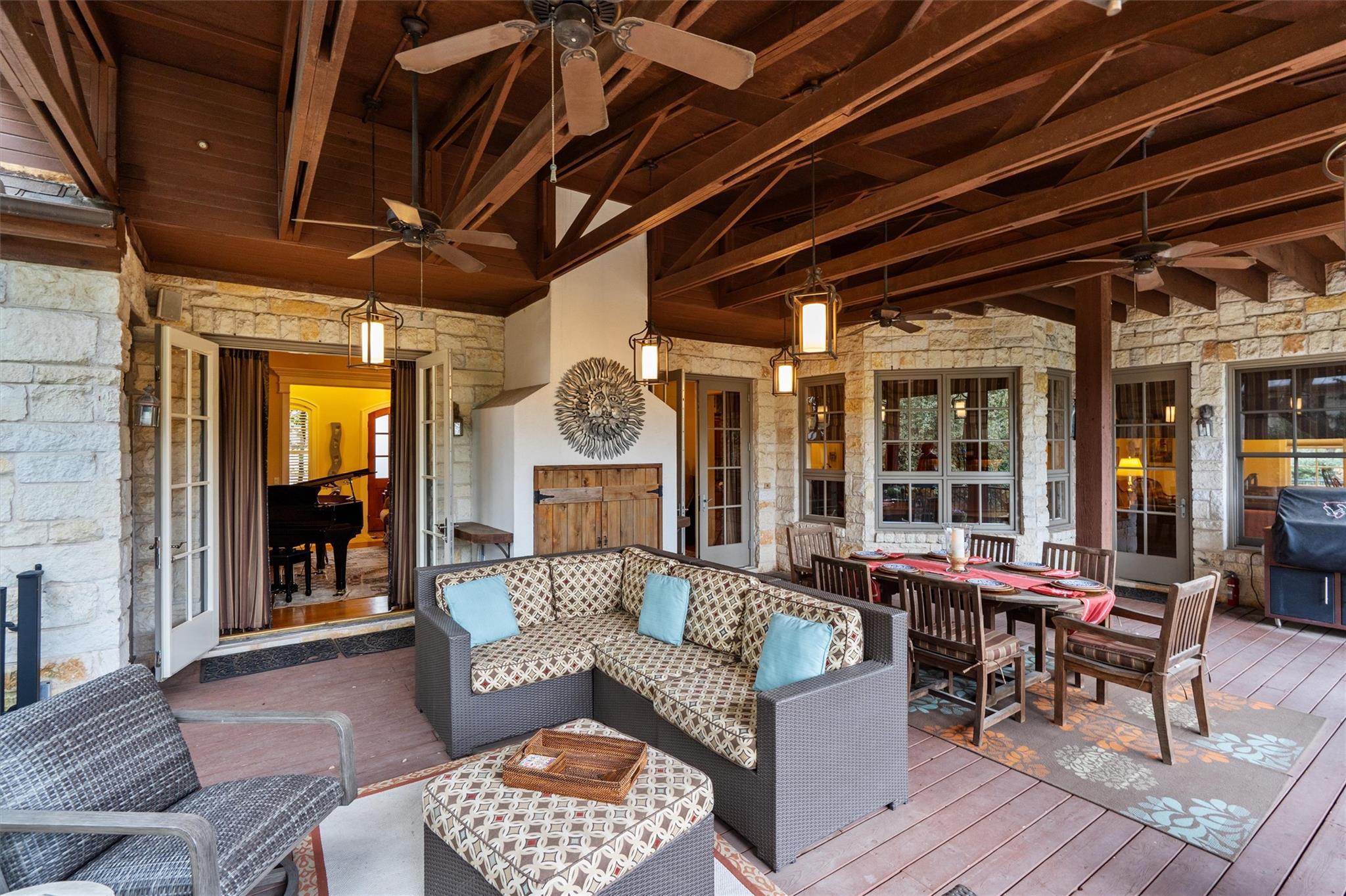4403 Elohi DR