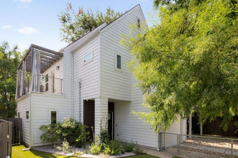 Tiny photo for 1103 1/2 Fiesta ST #A, Austin, TX 78702 (MLS # 9518077)