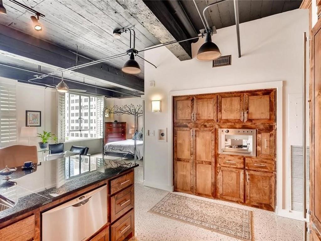 710 Colorado ST 7E