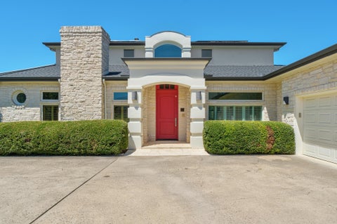 Photo of 6224 Edwards Mountain CV, Austin, TX 78731 (MLS # 5674466)