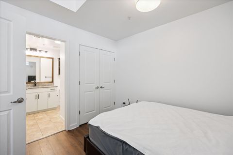Tiny photo for 360 Nueces ST #2704, Austin, TX 78701 (MLS # 5443214)