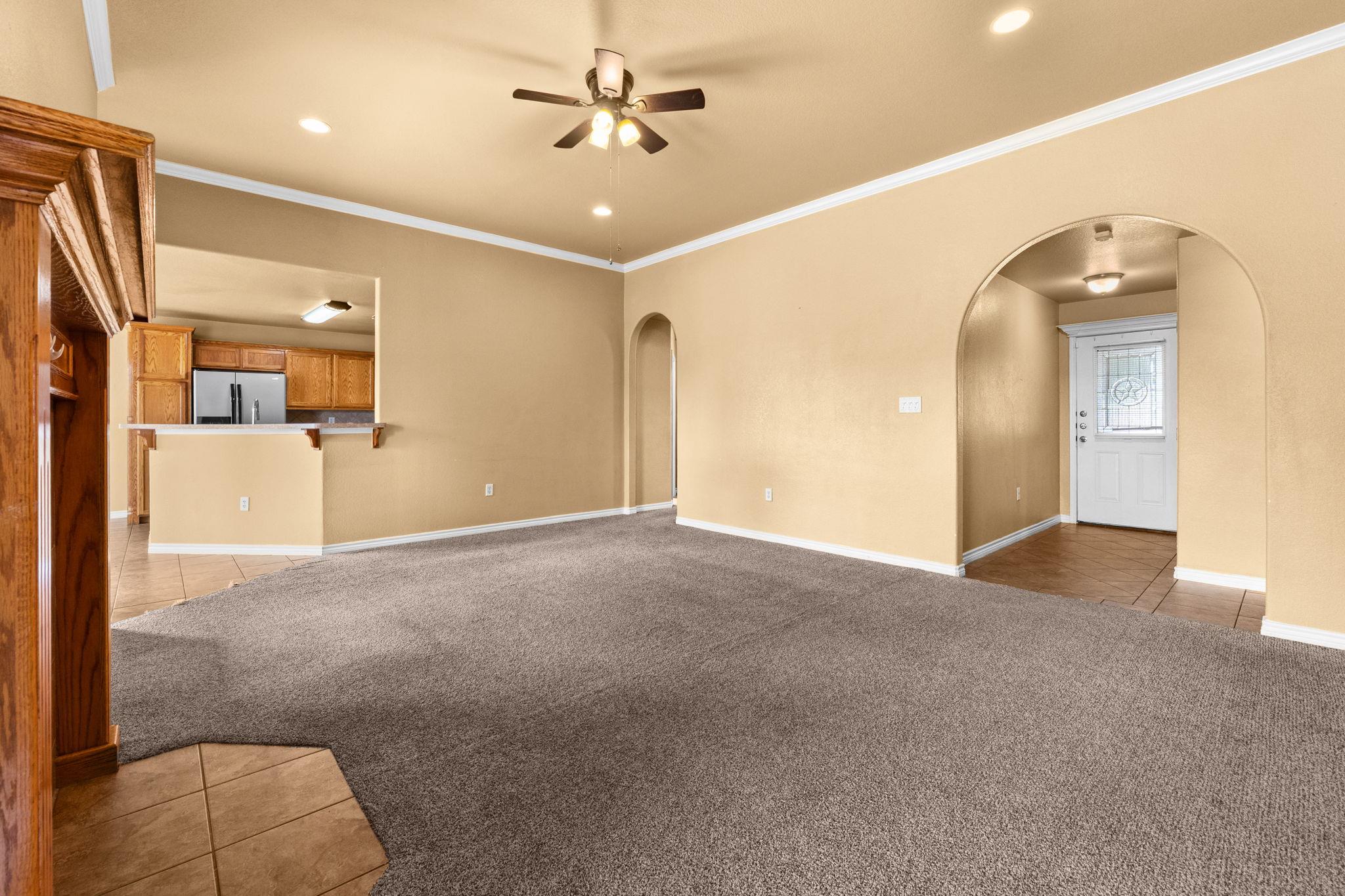 9604 Diana DR