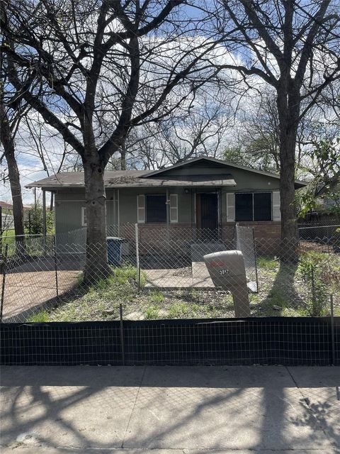 Photo of 3817 Garden Villa LN, Austin, TX 78704 (MLS # 7003787)