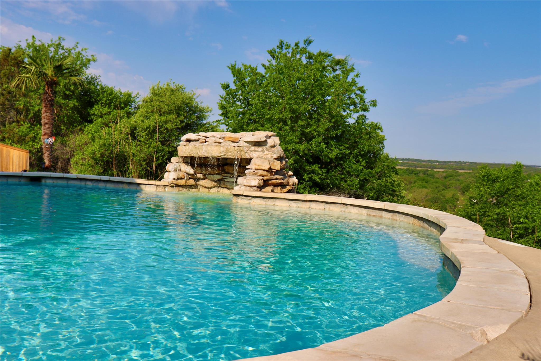 306 County Road 4493