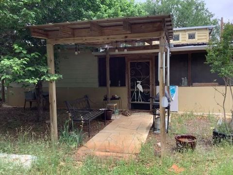 400 Days End RD Wimberley TX 78676