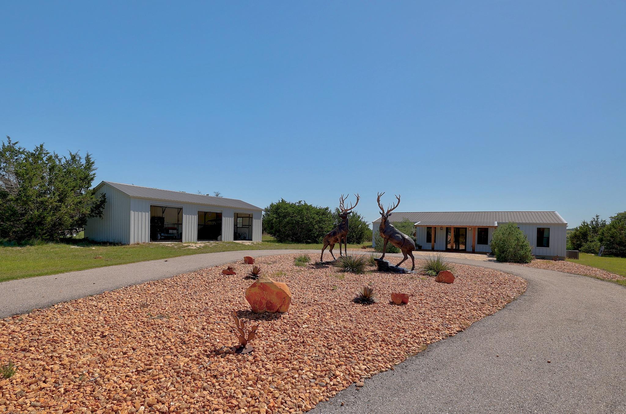 13770 Private Road 3642